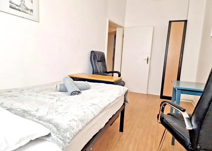 Happyside O Monteure O Zentrumsnah O Wlan O 6 Einzelbetten Apartment *